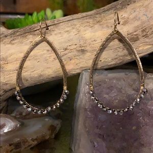 New earring with beads